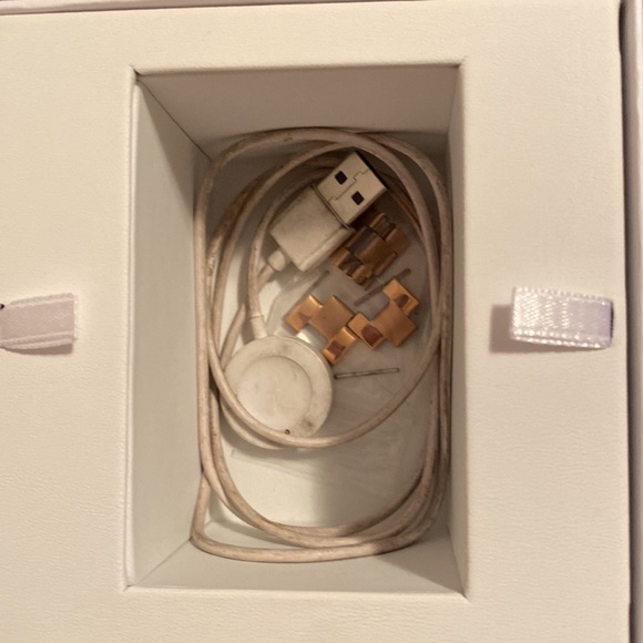 Michael Kors Smartwatch. Only works on Android phones. - Picture 3 of 4